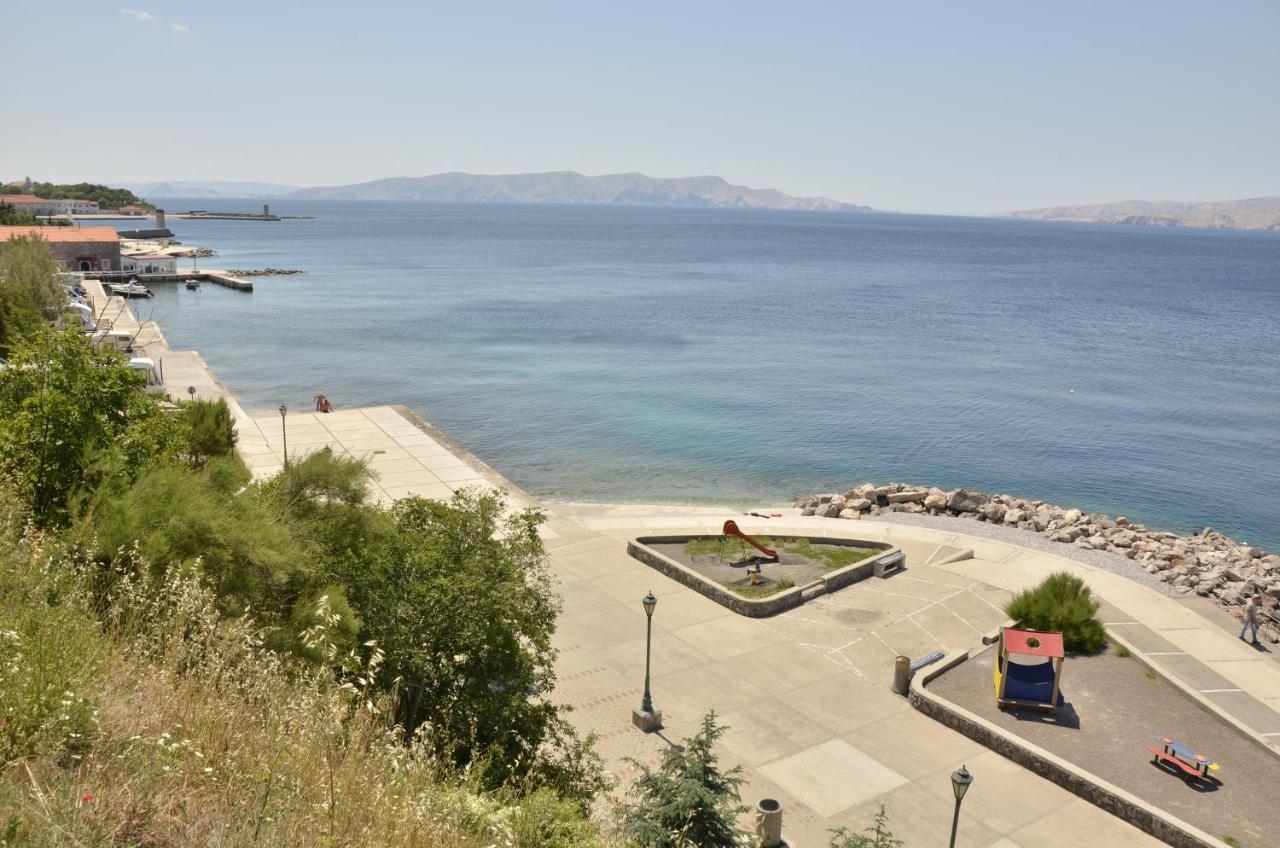Apartmani Silvana&Vera Senj  Exterior foto