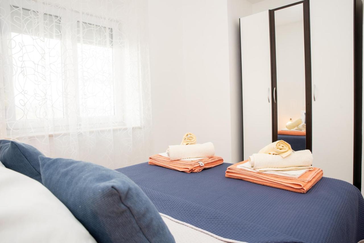 Apartmani Silvana&Vera Senj  Exterior foto