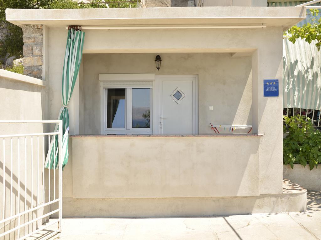 Apartmani Silvana&Vera Senj  Exterior foto